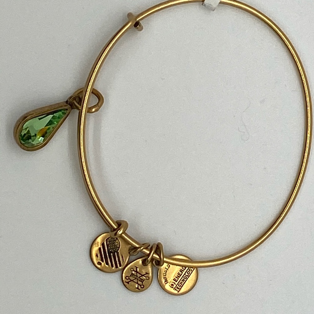 Alex and Ani Swarovski green teardrop bracelet NWT